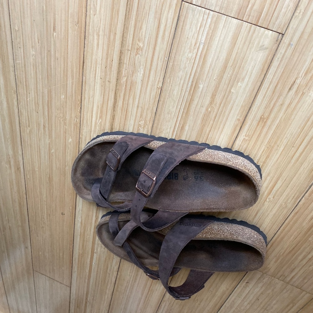 Birkenstock Mayari sandal